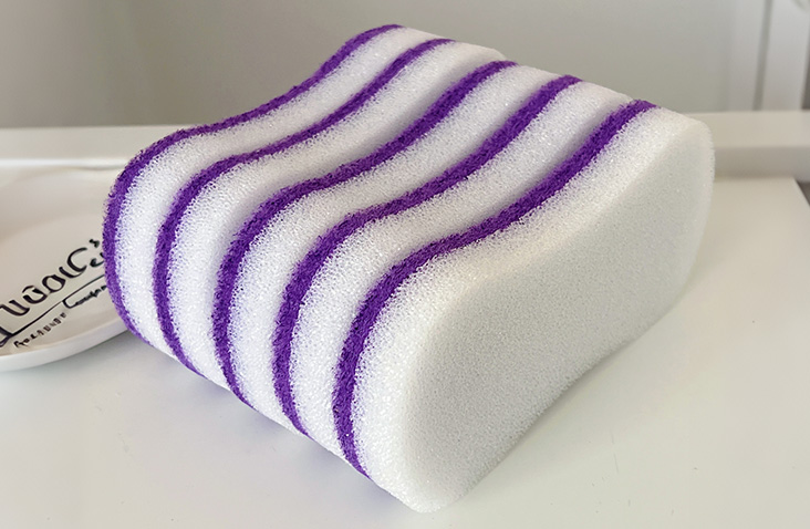 Polyurethane composite purple scouring pad