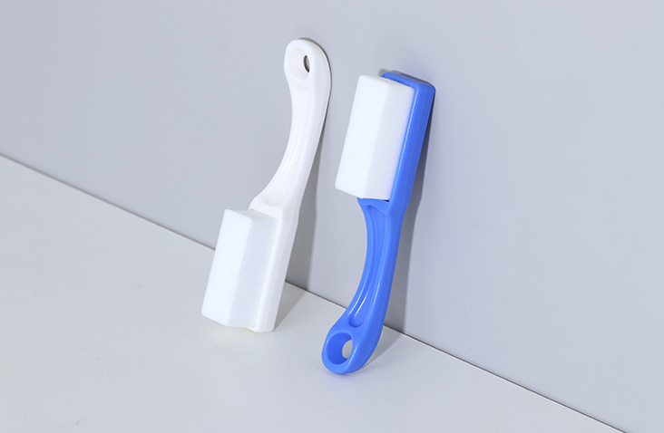 Travel Shoe Brush